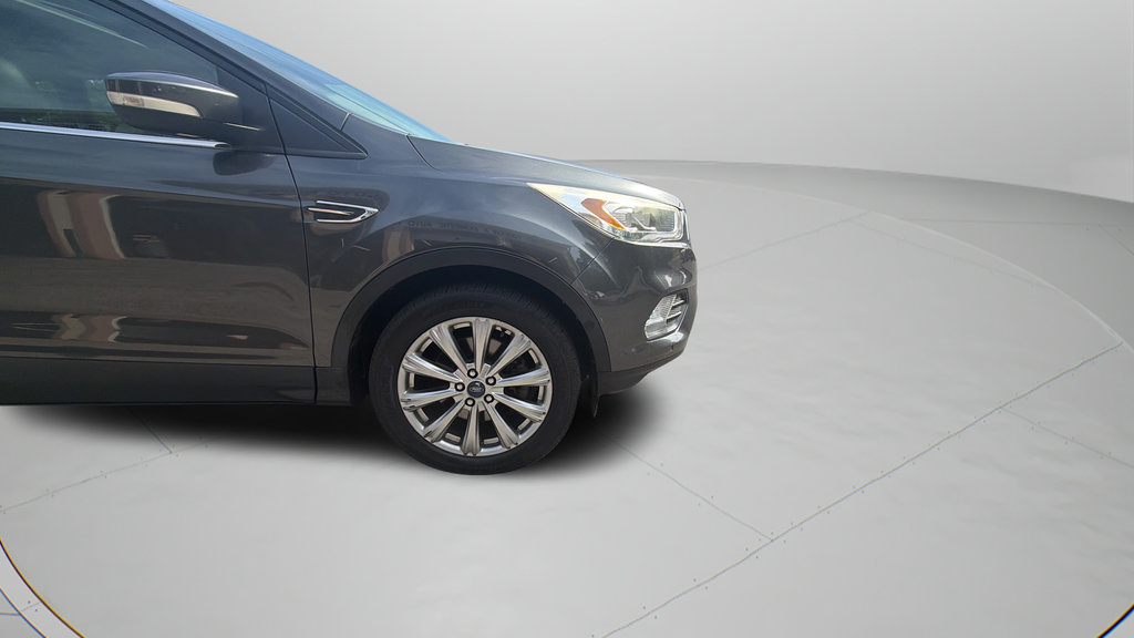 Used 2017 Ford Escape Titanium w/ Equipment Group 301A AWD/4WD image 32
