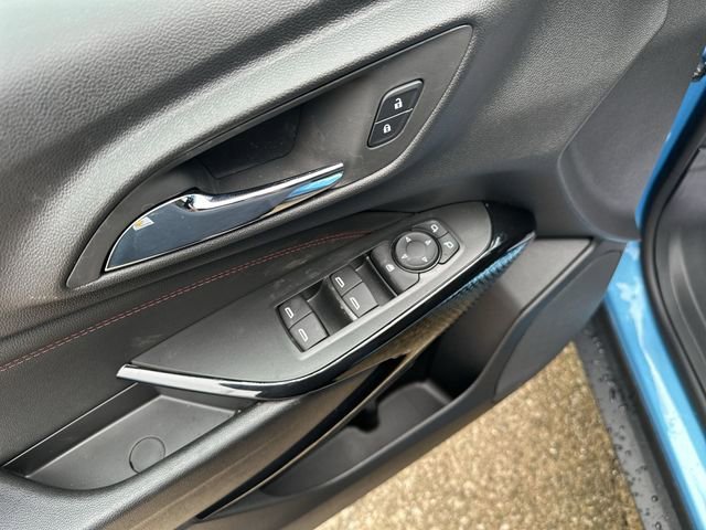 New 2026 Chevrolet Trax RS w/ Sunroof Package image 24
