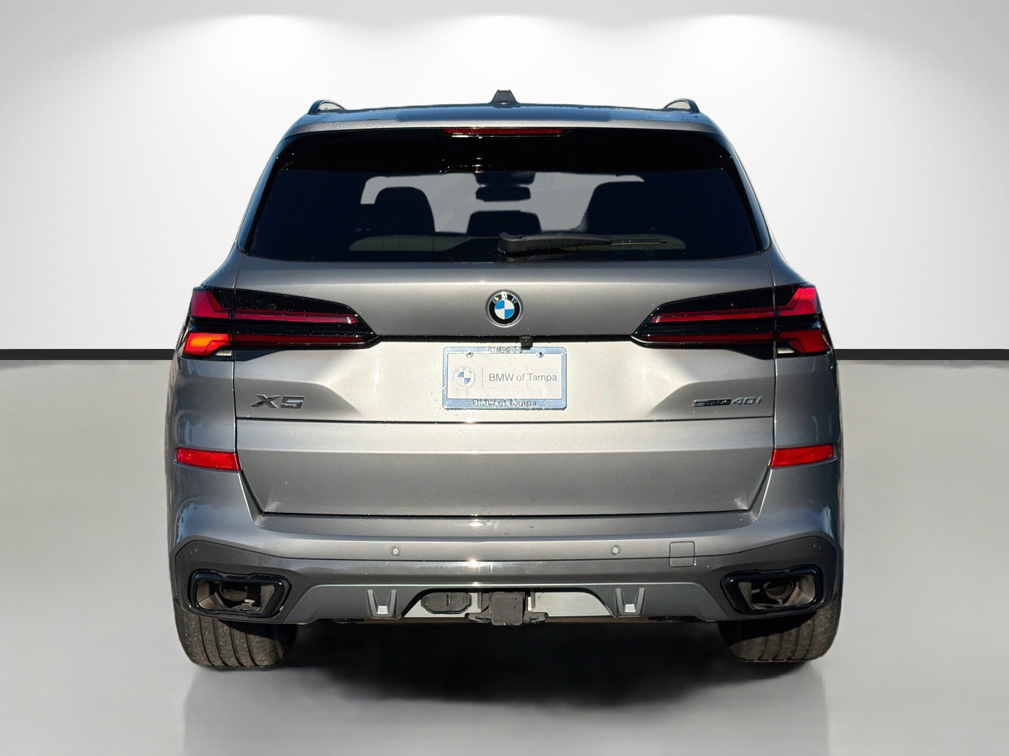 Used 2025 BMW X5 sDrive40i w/ M Sport Package RWD image 4