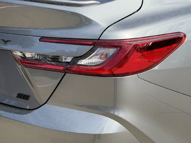 New 2026 Toyota Camry SE w/ Convenience Package FWD image 7