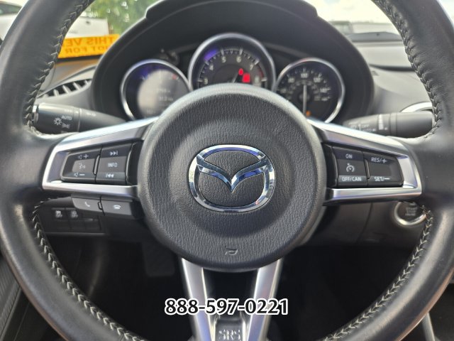 Used 2020 MAZDA MX-5 Miata RF Grand Touring RWD image 24