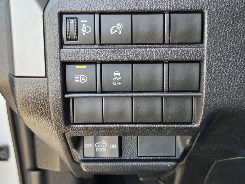 Used 2026 Toyota Tacoma SR5 RWD image 24