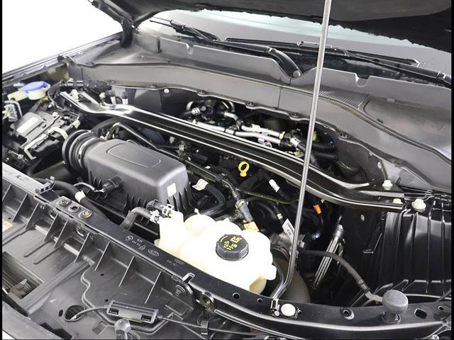 Used 2022 Ford Explorer Limited w/ Equipment Group 301A RWD image 12