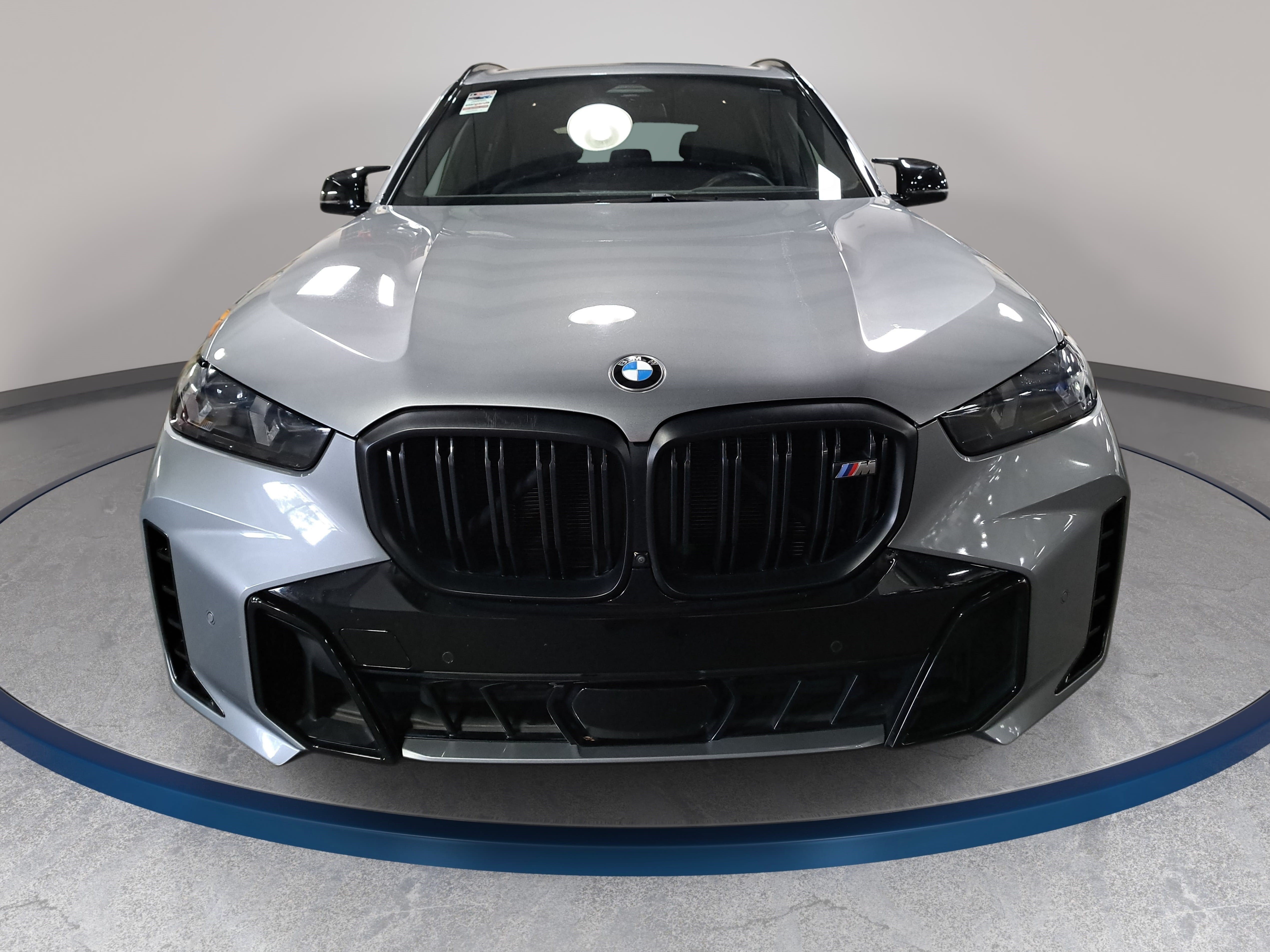 Used 2024 BMW X5 M60i w/ Parking Assistance Package AWD/4WD image 2