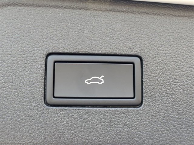 New 2026 Volkswagen Atlas SEL image 10