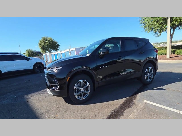New 2026 Chevrolet Blazer LT w/ LPO, Floor Liner Package FWD image 23