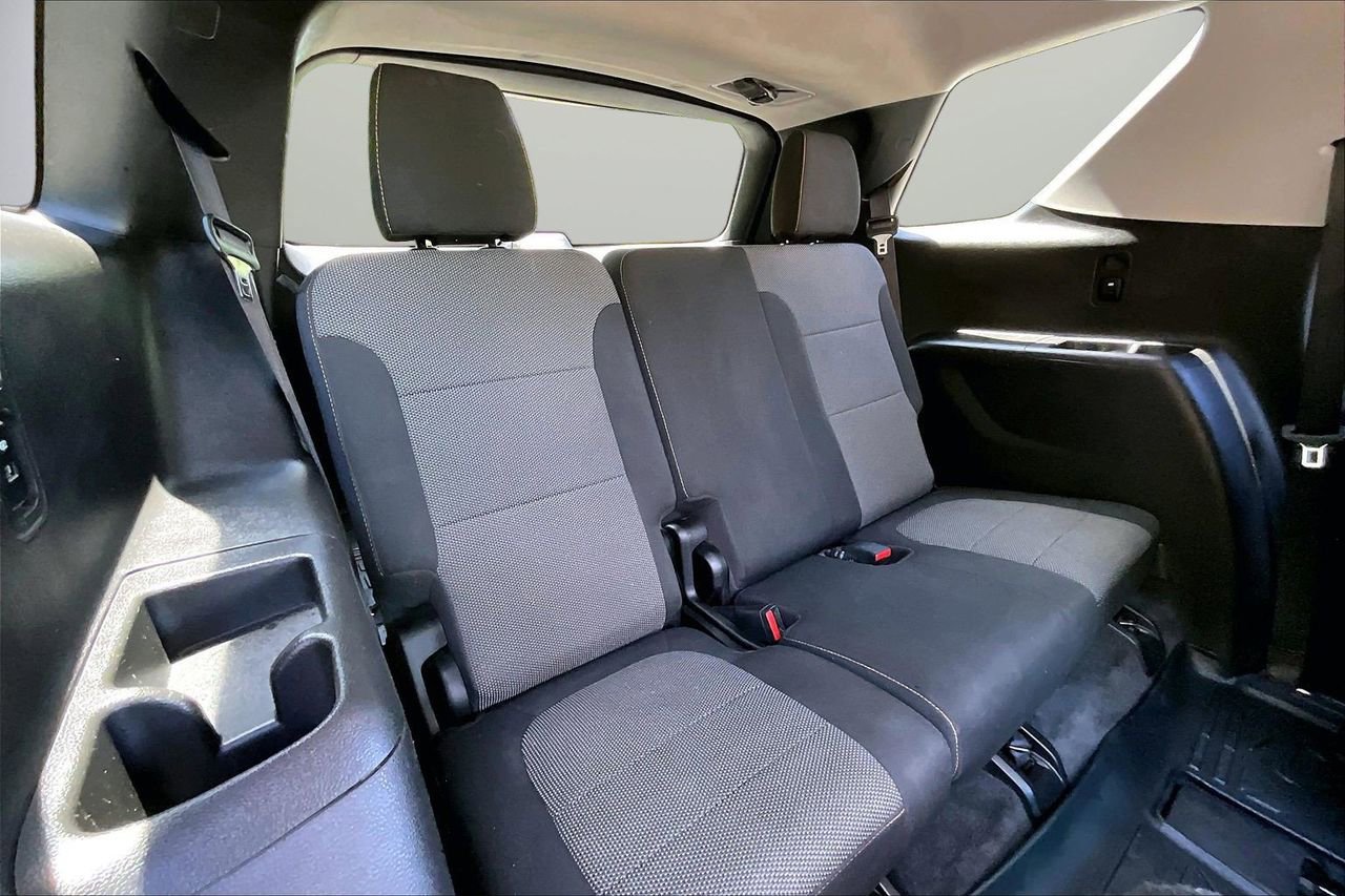 Used 2018 Chevrolet Traverse LT FWD image 24