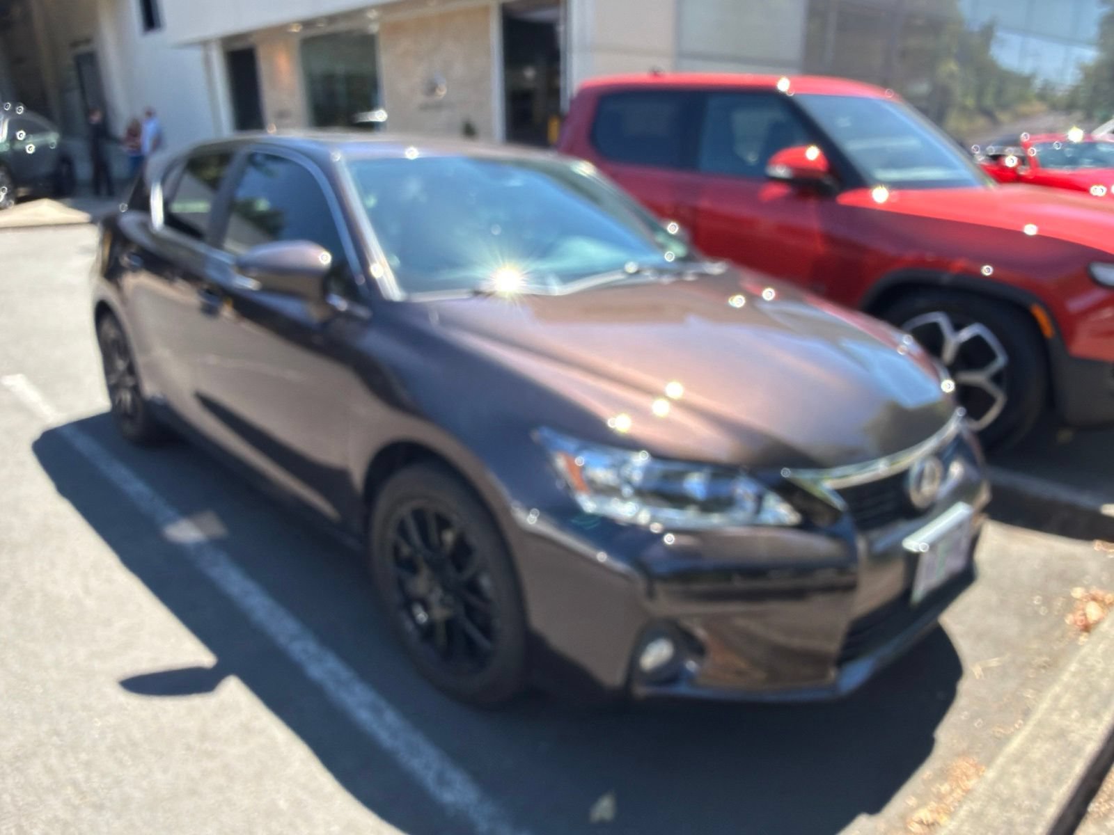 Used 2011 Lexus CT 200h Premium w/ Leather Pkg FWD image 3