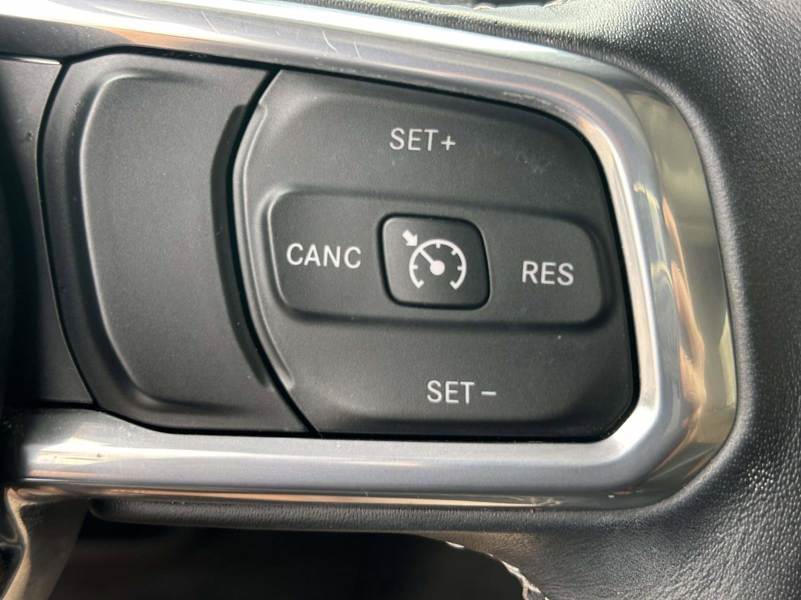 Used 2023 Jeep Wrangler Unlimited Sahara w/ Cold Weather Group image 25