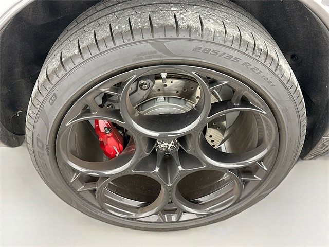 Used 2024 Alfa Romeo Stelvio Quadrifoglio w/ Active Assist Plus Package image 33