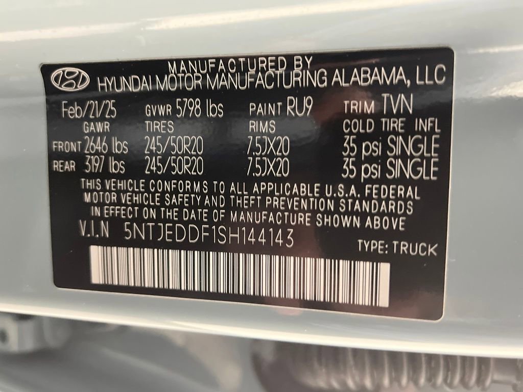 Used 2025 Hyundai Santa Cruz Limited image 33