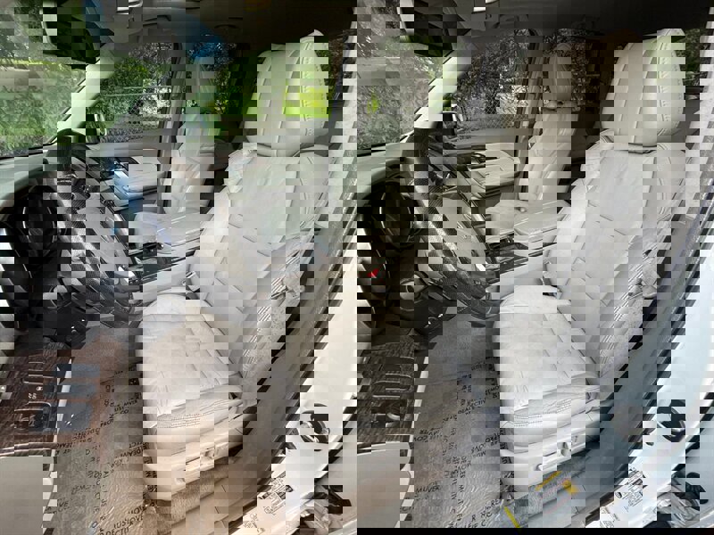 Used 2011 Acura MDX SH-AWD image 9