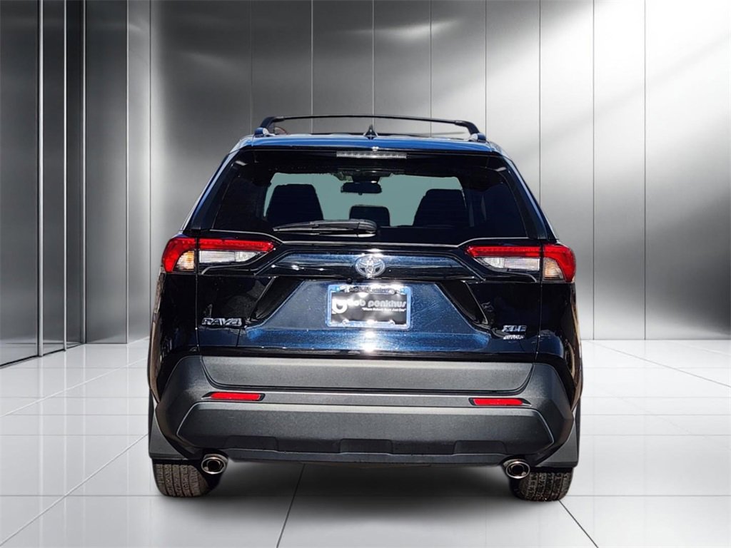 Used 2023 Toyota RAV4 XLE image 28