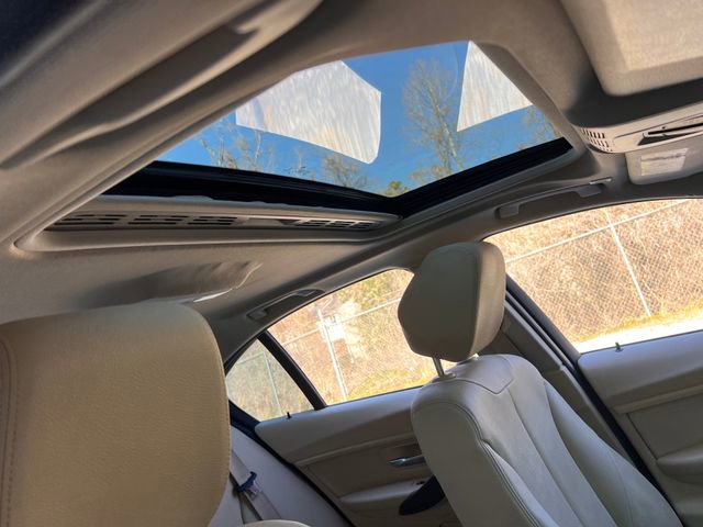 Used 2015 BMW 320i Sedan image 33