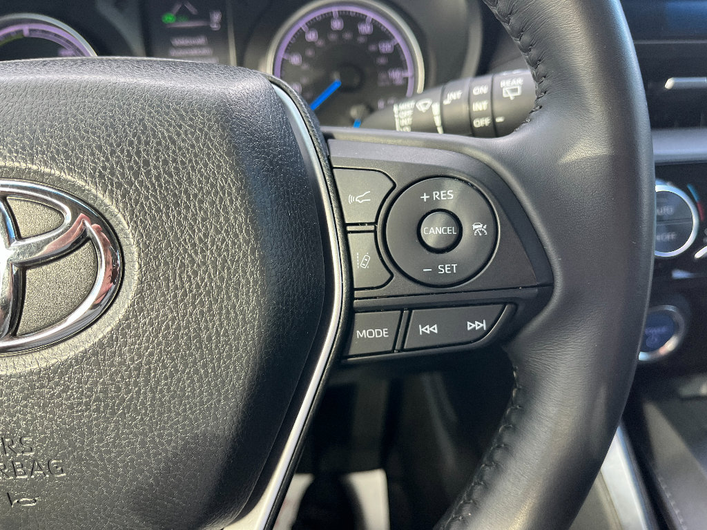 Used 2021 Toyota Venza LE image 35