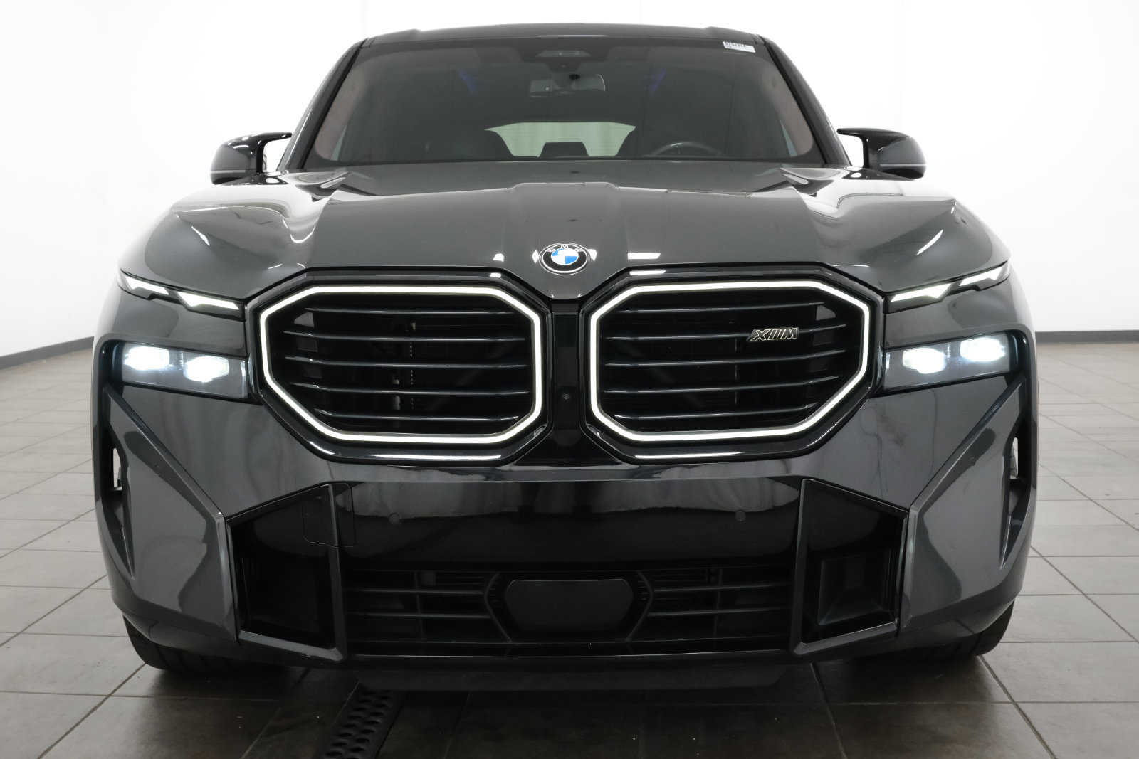 Used 2023 BMW XM AWD/4WD image 7