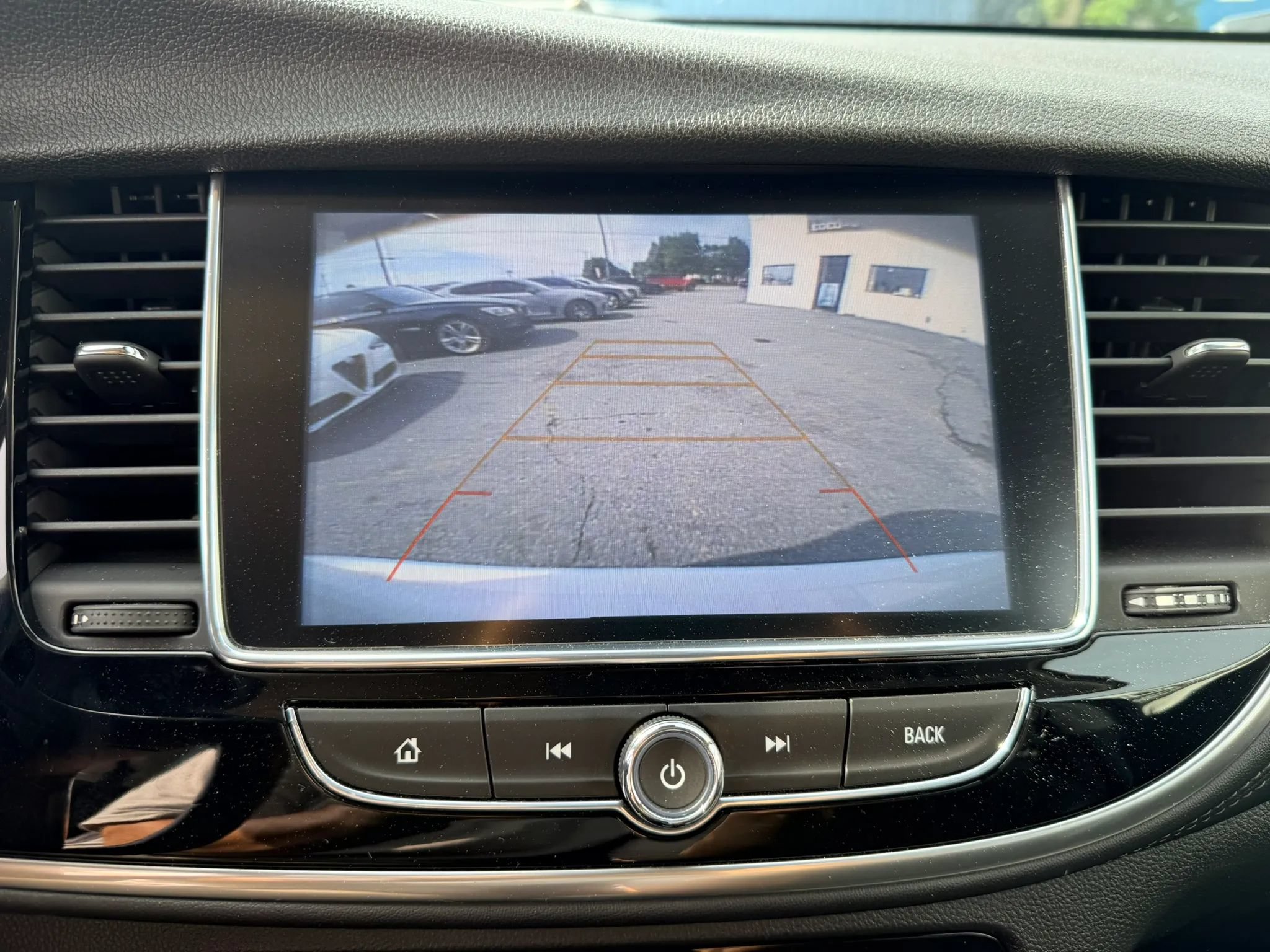 Used 2018 Buick Encore Preferred FWD image 19