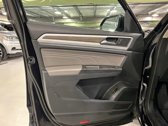 Used 2022 Volkswagen Atlas SEL image 9