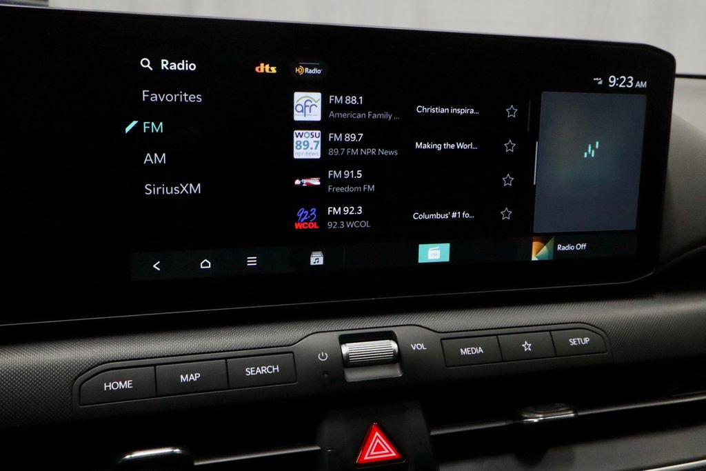 Used 2025 Kia K4 FWD image 3