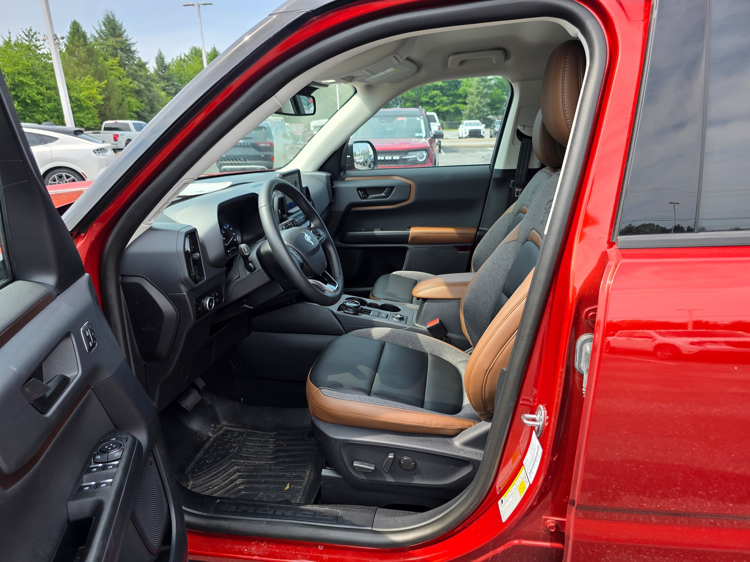 Used 2024 Ford Bronco Sport Outer Banks AWD/4WD image 21