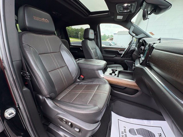 Used 2024 Chevrolet Silverado 2500 High Country w/ Technology Package AWD/4WD image 34