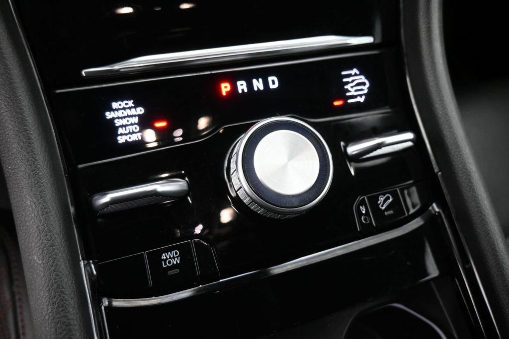 Used 2023 Jeep Grand Cherokee L Summit w/ High Altitude Package AWD/4WD image 22