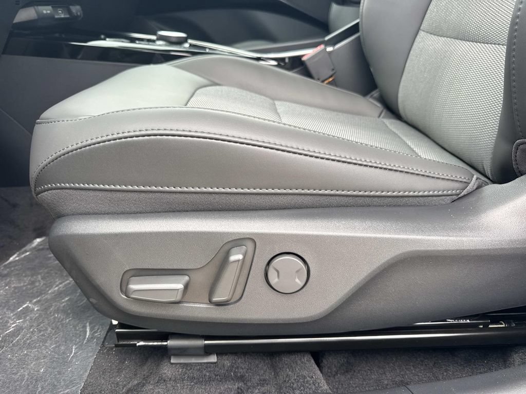 New 2026 Kia Niro Wind FWD image 19