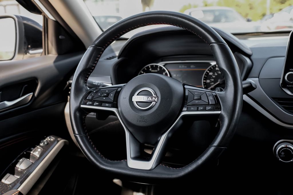 Used 2023 Nissan Altima 2.5 SR image 15