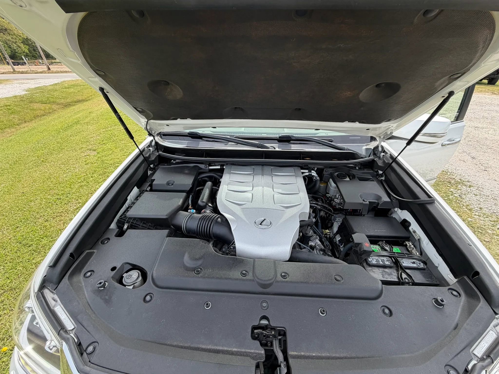 Used 2016 Lexus GX 460 w/ Premium Package AWD/4WD image 20