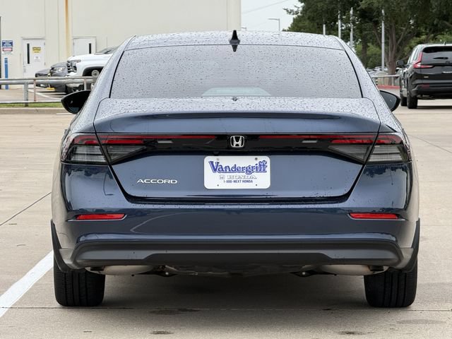 Used 2025 Honda Accord SE image 5