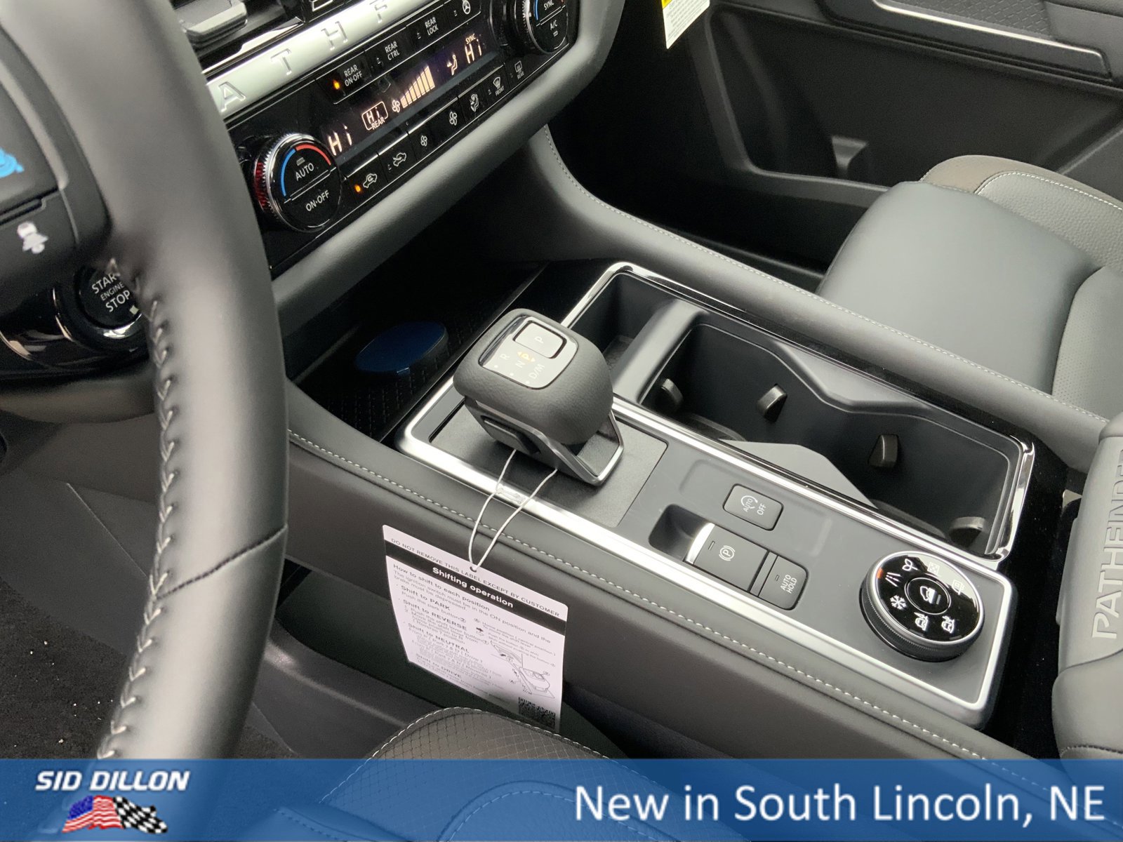 New 2026 Nissan Pathfinder SL image 8