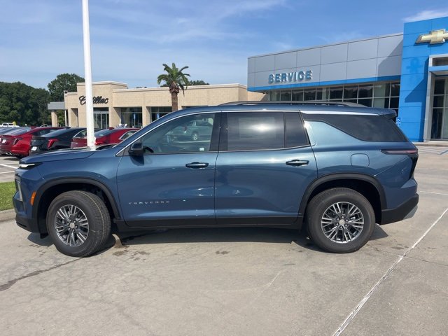 New 2026 Chevrolet Traverse LT w/ Driver Confidence Package image 3