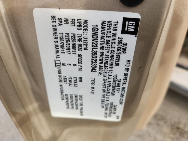 Used 2005 Chevrolet Uplander LS w/ LS Easy Order Package image 19