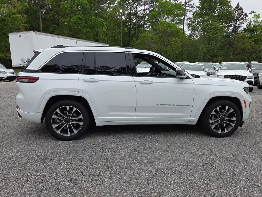 Used 2023 Jeep Grand Cherokee Overland AWD/4WD image 13