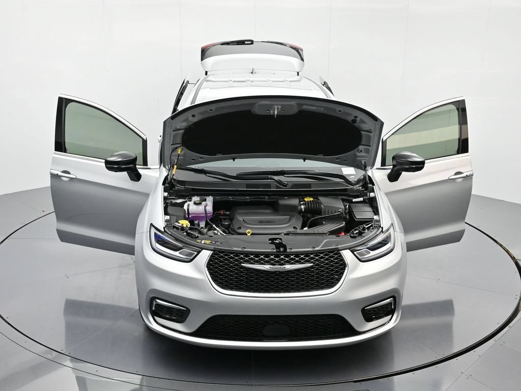 New 2026 Chrysler Pacifica Select FWD image 41