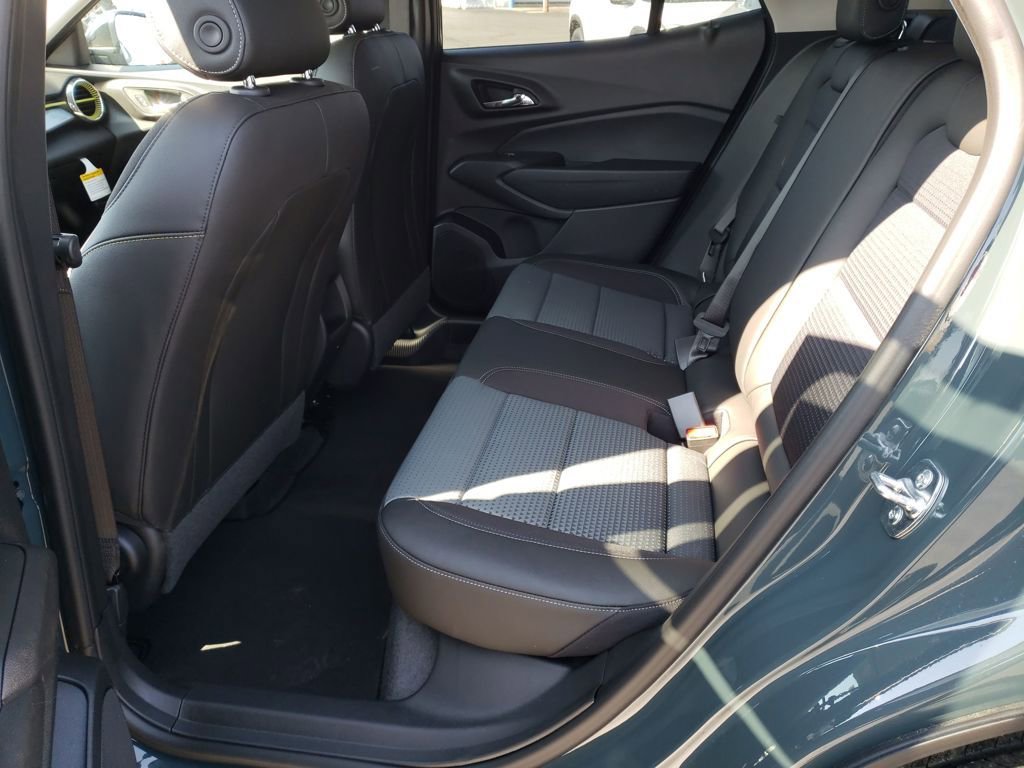 New 2026 Chevrolet Trax LT w/ Driver Confidence Package image 21