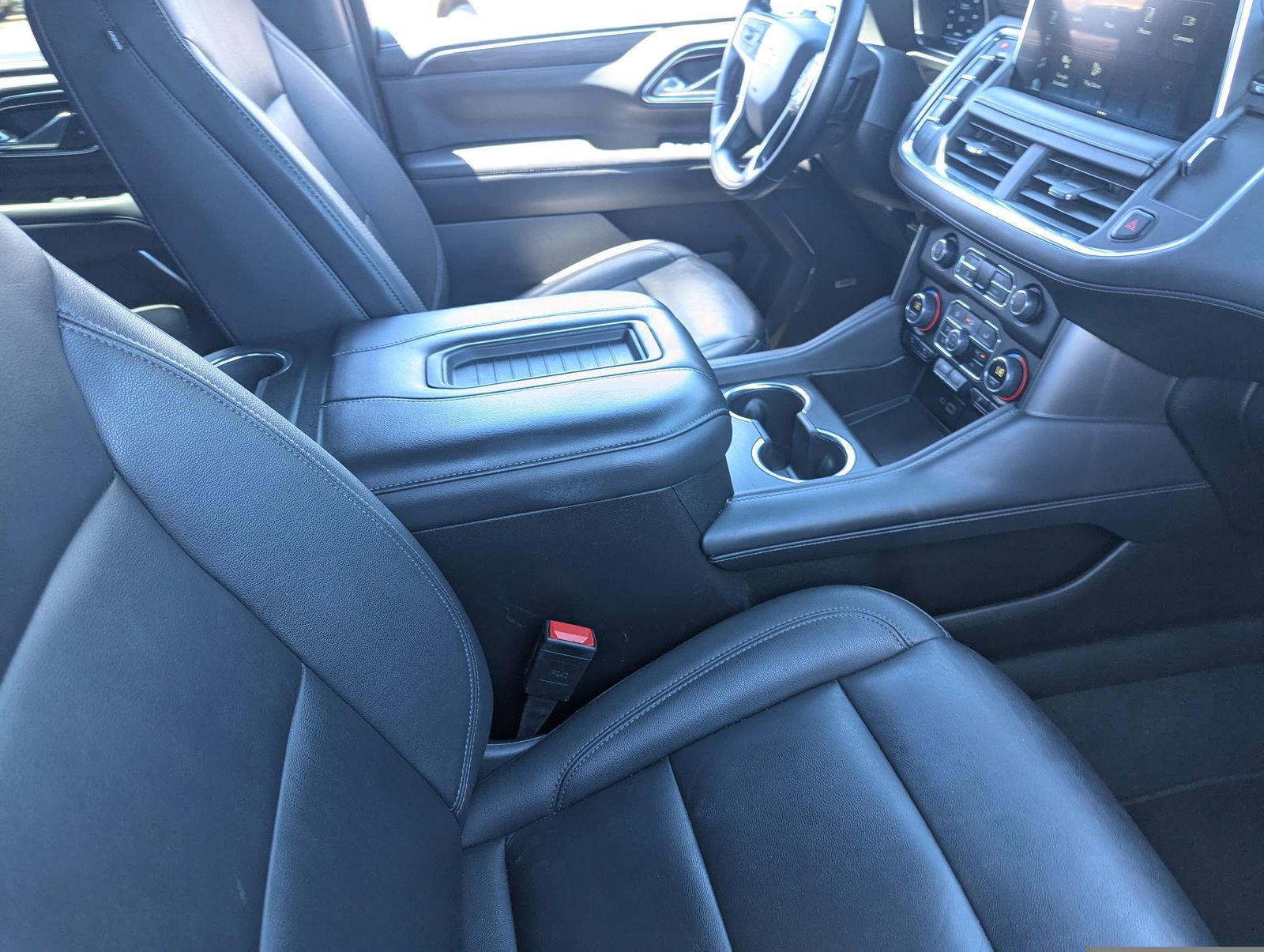 Used 2024 Chevrolet Tahoe LT AWD/4WD image 10