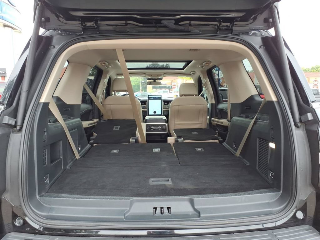 Certified 2023 Ford Expedition Limited AWD/4WD image 10