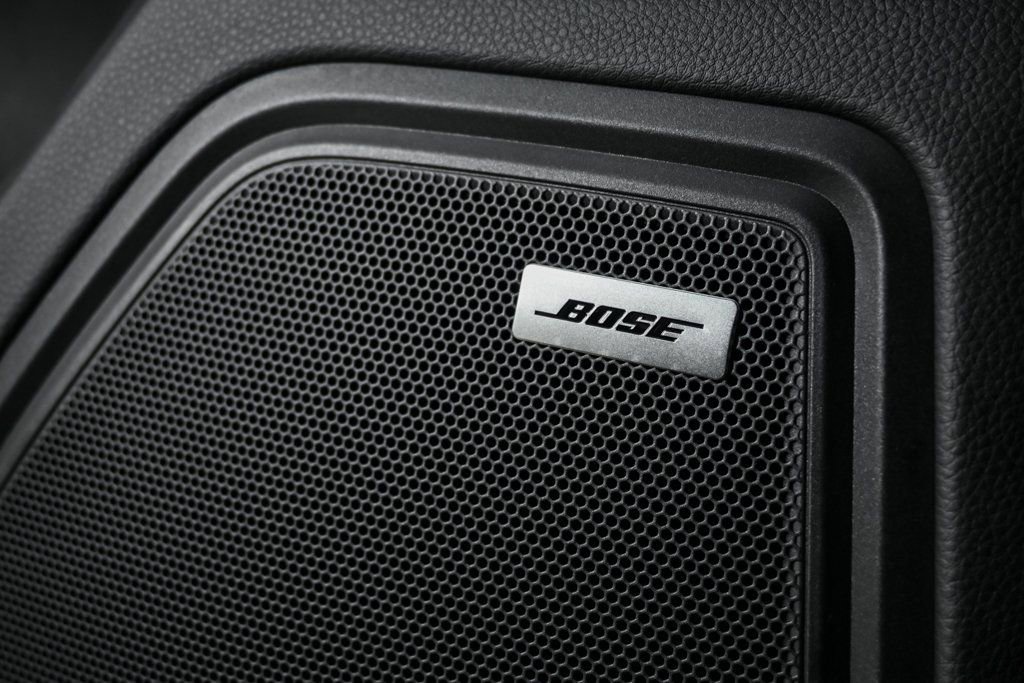 Certified 2025 Porsche Macan image 7