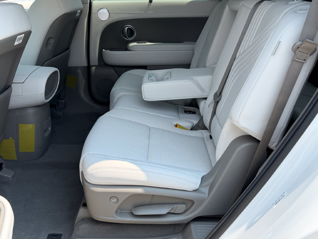 New 2026 Hyundai Palisade SEL Premium FWD image 15