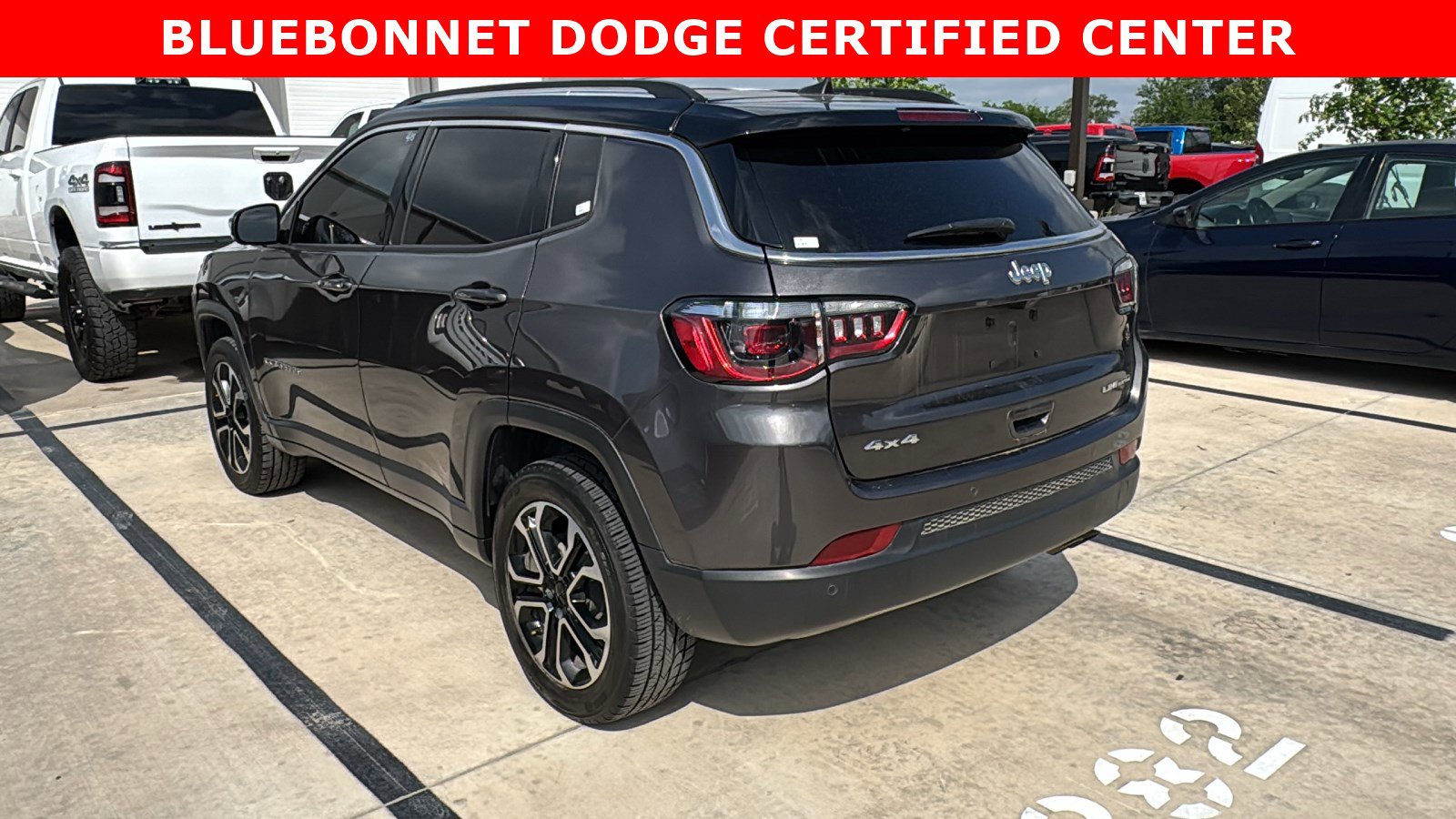 Used 2022 Jeep Compass Limited image 7