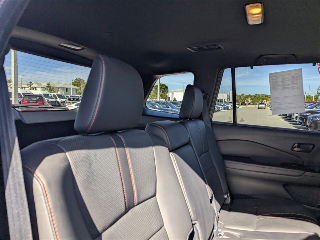 Used 2023 Honda Passport TrailSport image 14