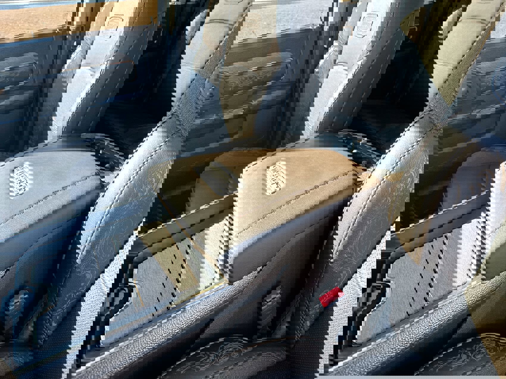 Used 2025 RAM 2500 Limited image 21