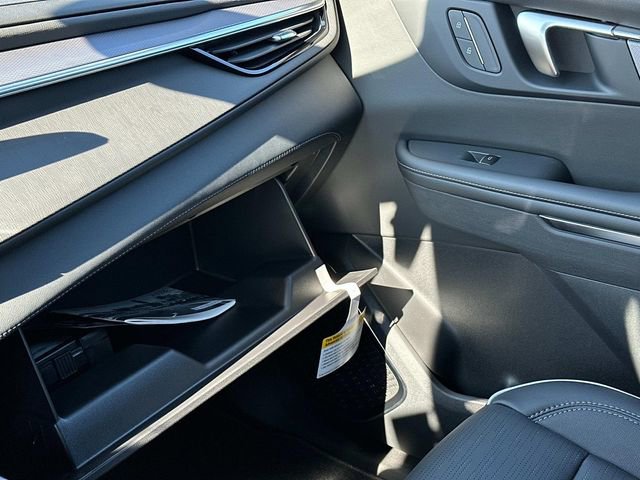 New 2026 Buick Enclave Sport Touring w/ Power Package image 32