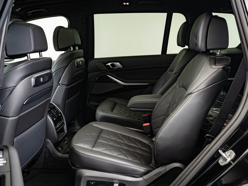 New 2026 BMW X7 xDrive40i w/ M Sport Package image 35