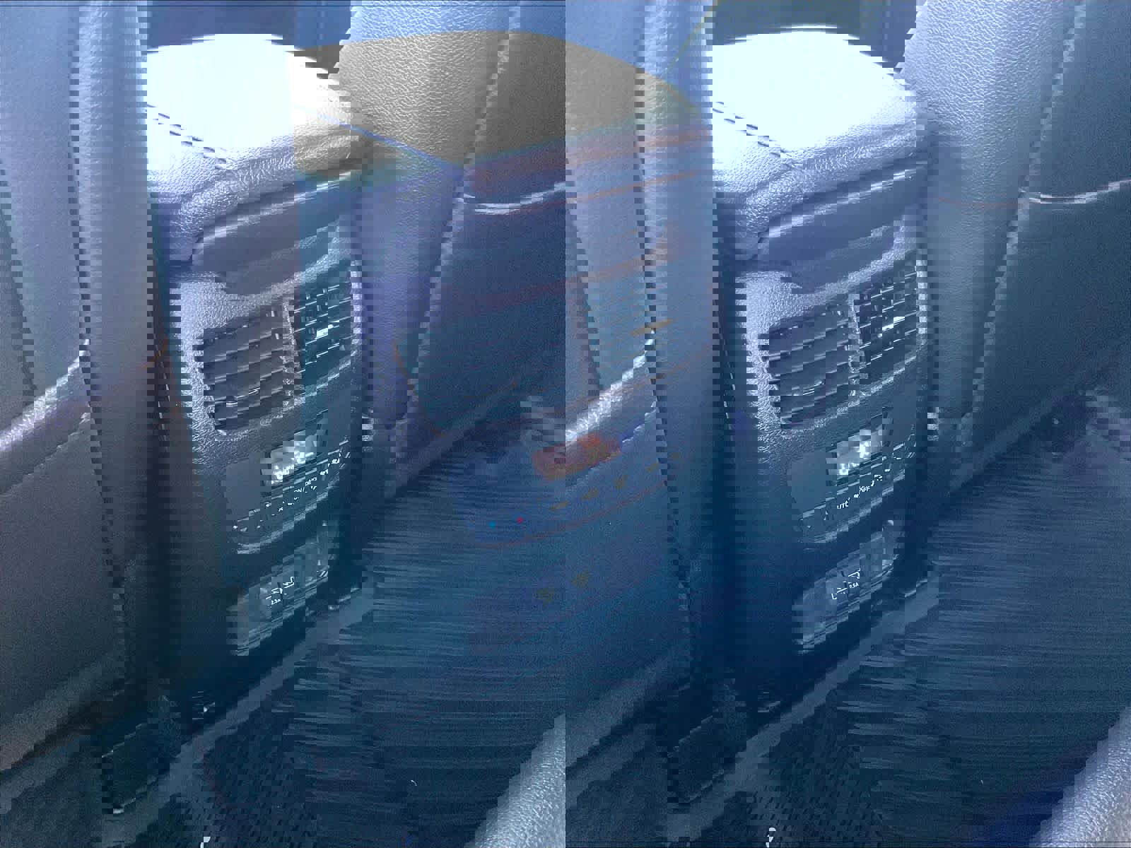 Used 2017 Acura MDX SH-AWD image 36