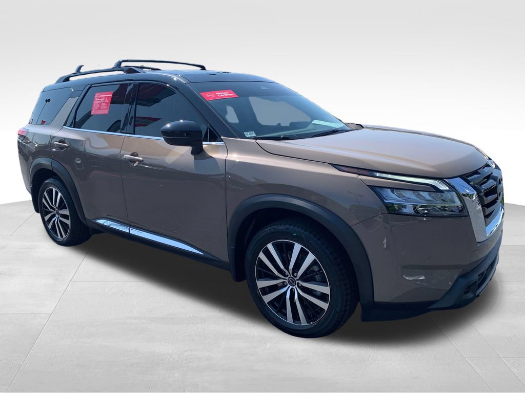 Certified 2024 Nissan Pathfinder Platinum w/ Cargo Package FWD image 8