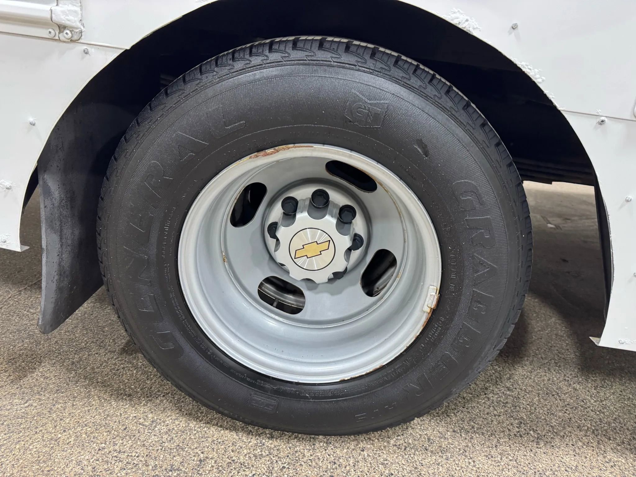 Used 2019 Chevrolet Express 3500 w/ School Bus Package image 57