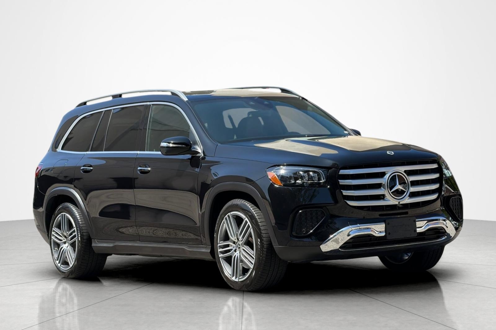 Used 2026 Mercedes-Benz GLS 450 4MATIC image 7