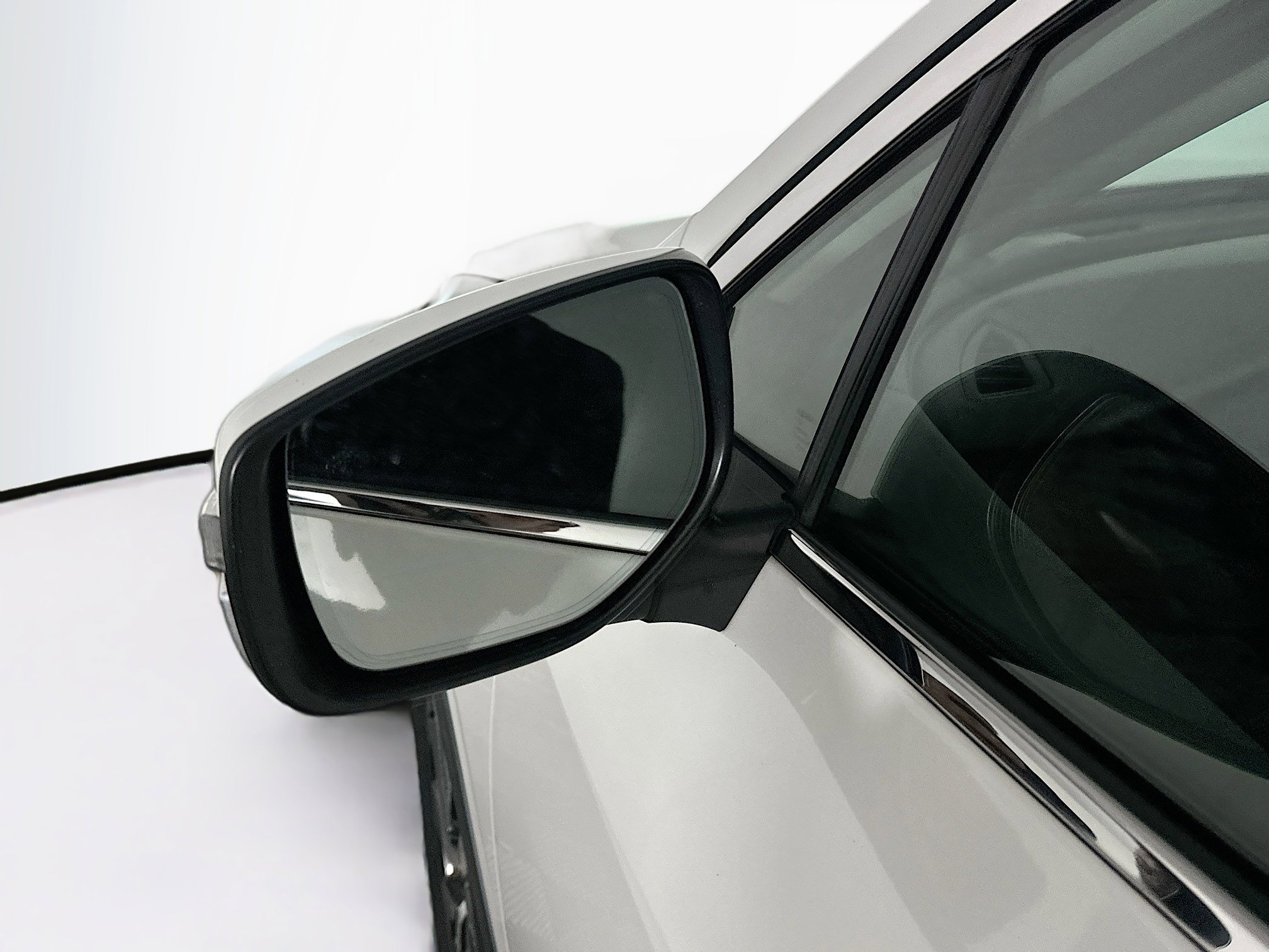 Used 2021 Subaru Outback Premium image 16